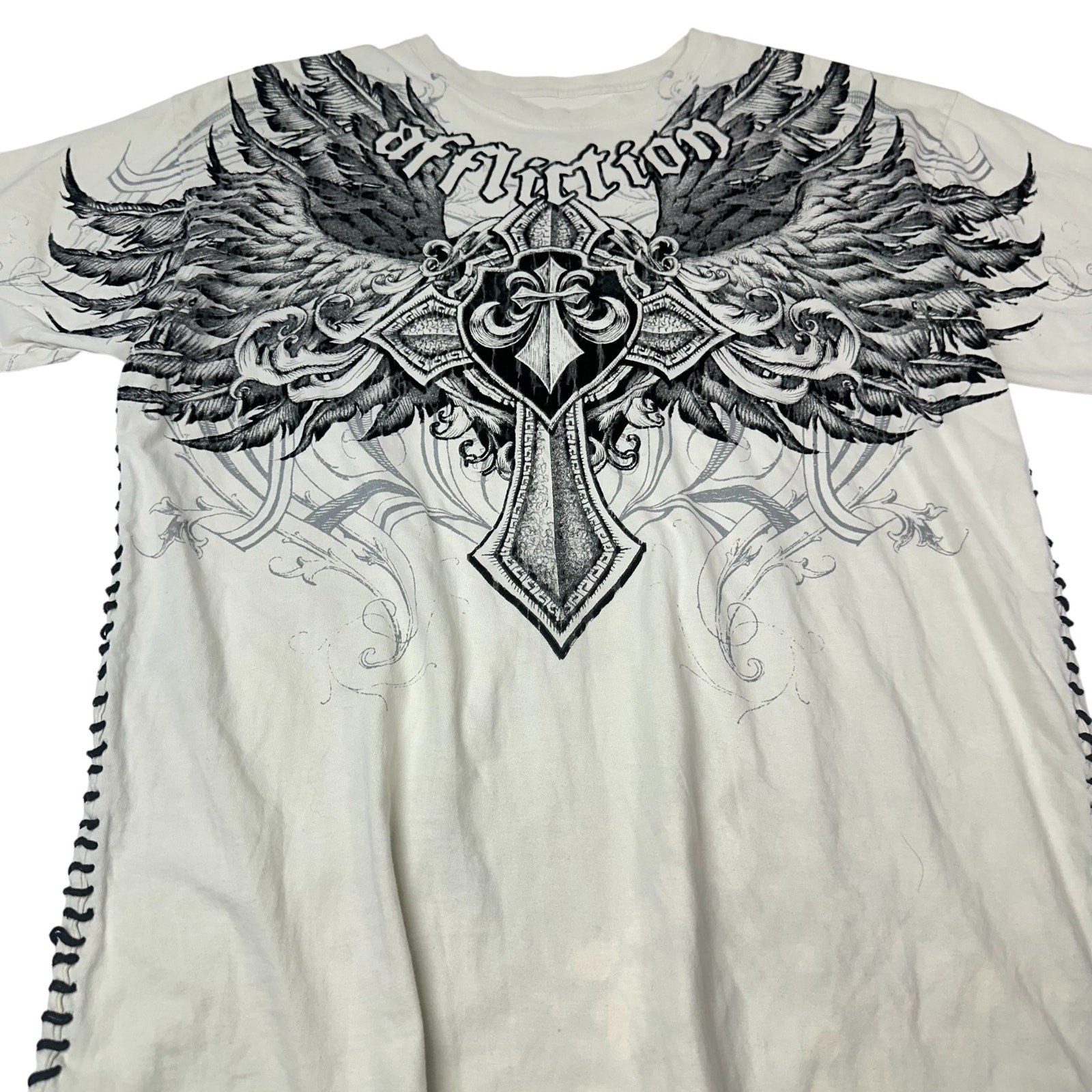 Affliction Winged Cross Laced Tee L Y2K